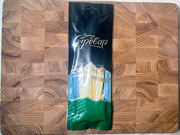 Сыр 60 гр ГОРНЫЙ СЫРОВАР (Нити копчёные) в Кызыле