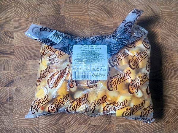 Сыр 1 кг ГОРНЫЙ СЫРОВАР (Бочонок копчёный с паприкой) в Кызыле