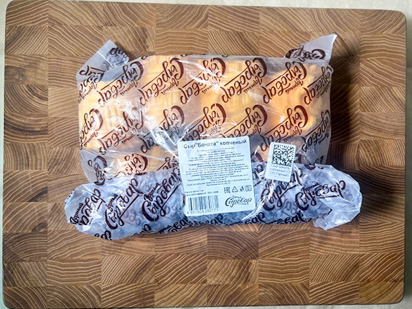 Сыр 1 кг ГОРНЫЙ СЫРОВАР (Бочата копчёный) в Кызыле