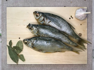 Кальмар щупальца (мелкие) холодного копчения: Красноперка вяленая